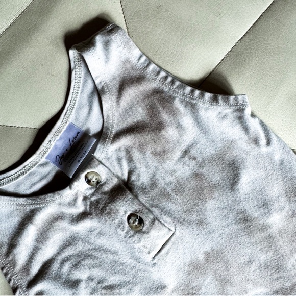 Jax & Lennon 🇨🇦 • Tank Top - Picture 3 of 4